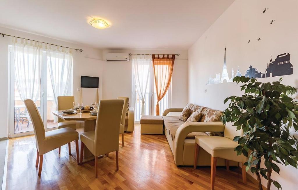 بريمونتيرا Apartments - Villa Oliva المظهر الخارجي الصورة